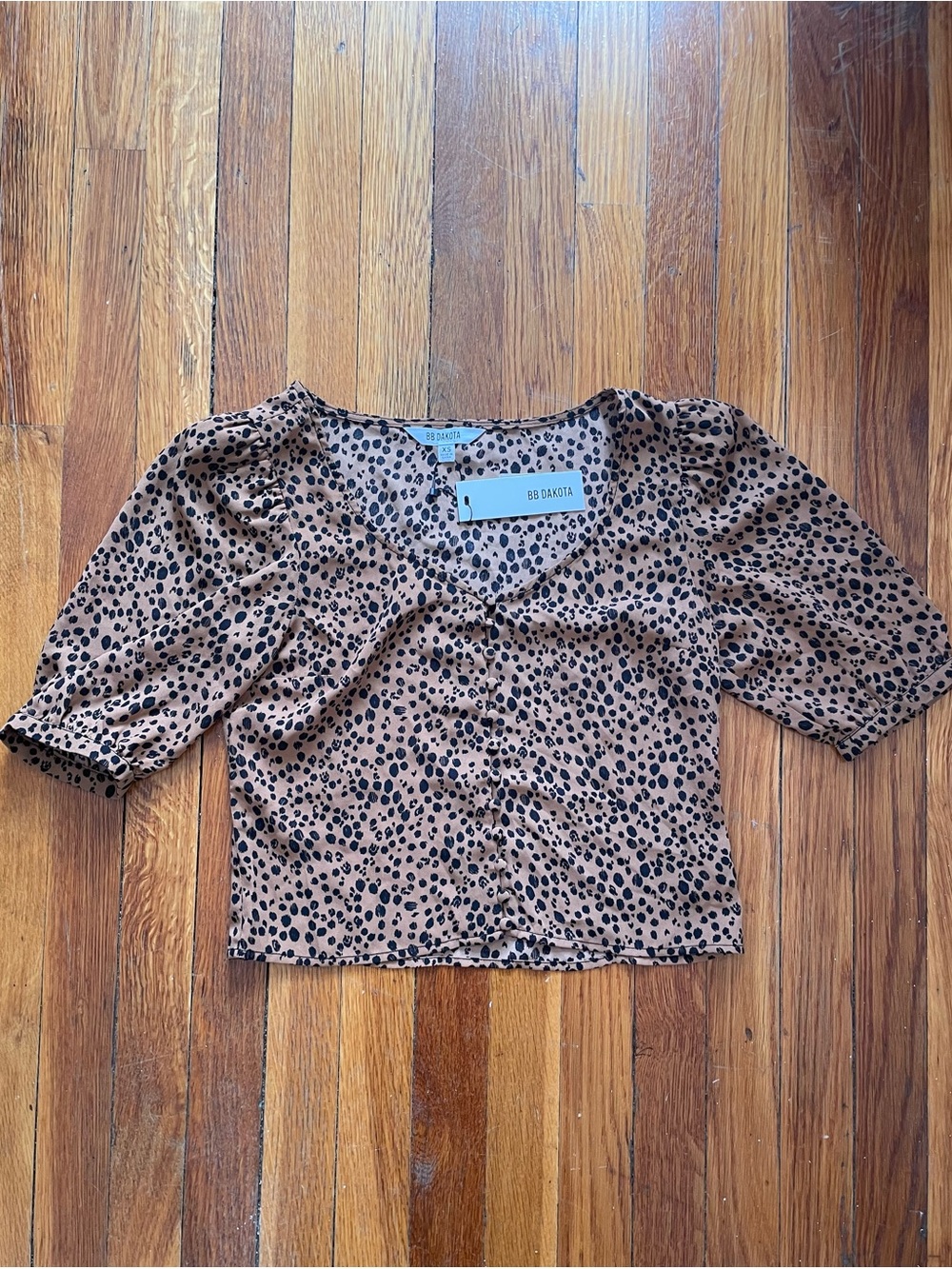 BB Dakota Tan and Black Leopard-Print Button Front Puff Sleeve Top